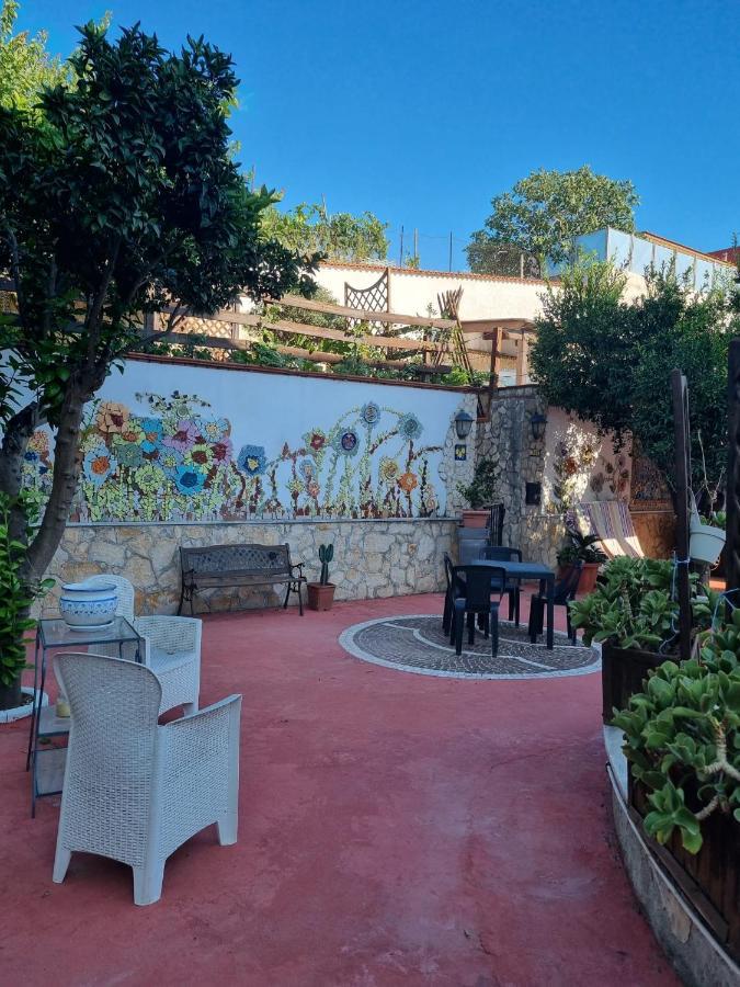 Tabor 1 casa vacanza in villa Nápoles Exterior foto